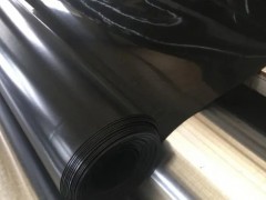 防渗土工膜是用于防止渗透的土工材料，应用于水利、环保等领域