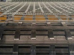 双向土工格栅：强化土壤结构的创新材料